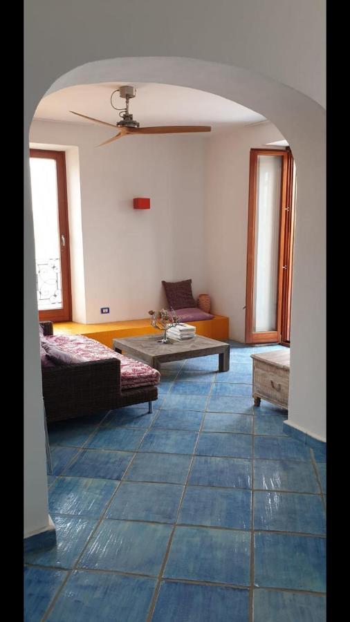 Le Suite Guarinelli B&B Gaeta Exterior photo